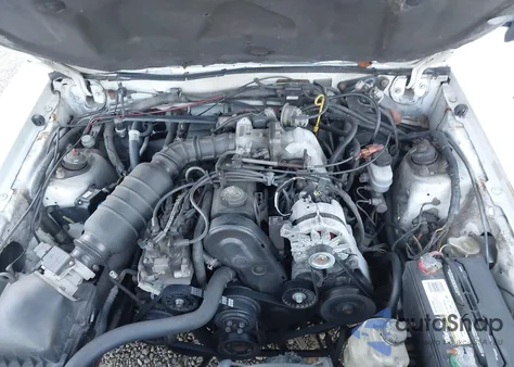 1993 Ford Mustang Lx z USA, uszkodzony, nr VIN 1FACP44M6PF193412